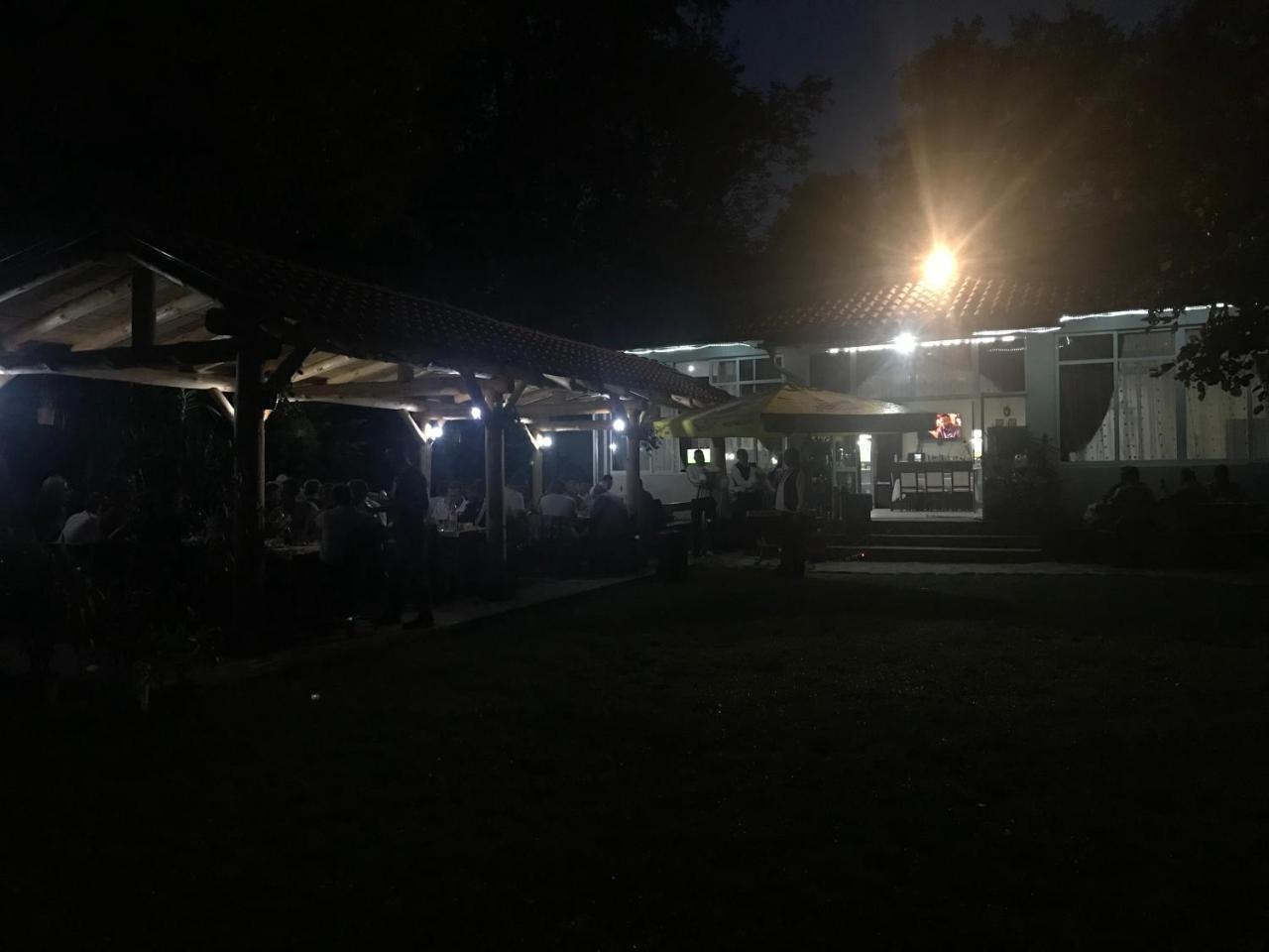 Holiday Park Ranchoto Ξενοδοχείο Κίρκοβο Εξωτερικό φωτογραφία